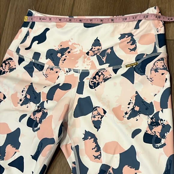 Cleo Harper Havana Leggings Size Medium White Pink Blue Multicolor - Picture 10 of 13